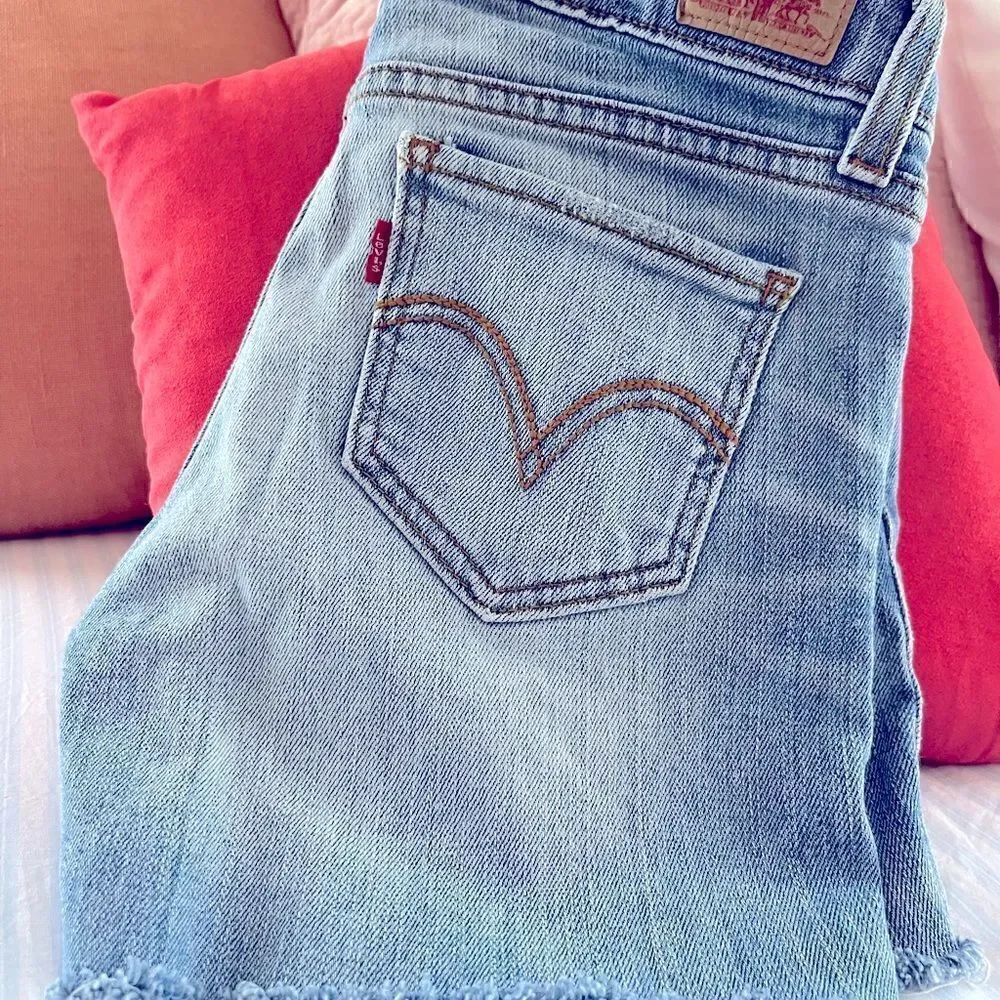 Original authentic Levi cut-off shorts; Size 1